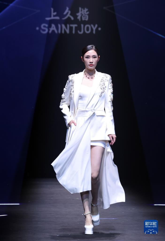 以小博大彩金